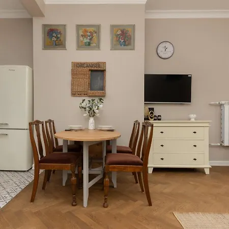 Metro Rondo Onz Apartment By Noclegi Renters Warszawa Zewnętrze zdjęcie