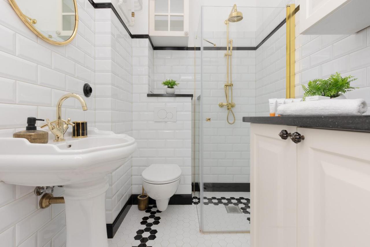 Apartment Metro Rondo Onz By Renters
